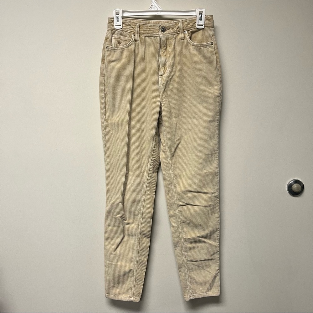 BDG high rise mom Cream Corduroy Pants/jeans size 26